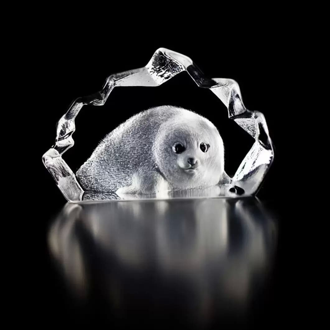 Wildlife Seal sculpture, glass
